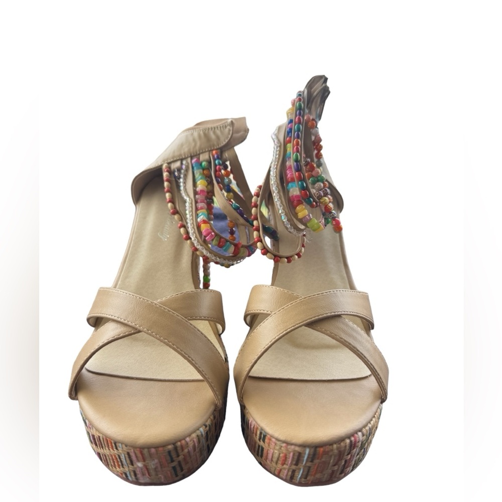 Get more Beauty beaded platform wedge 9 - Picture 2 of 4